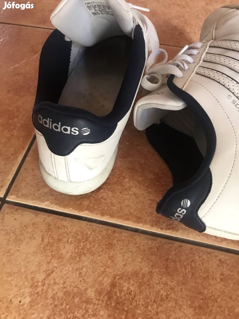 Adidas cipő eladó 43- as.