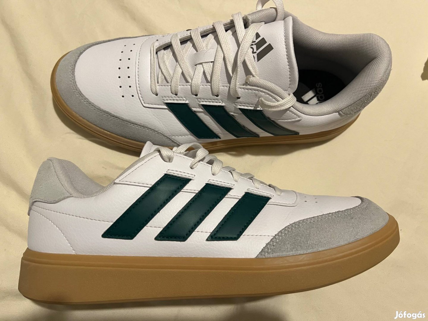 Adidas cipő szinte új 45 1/3