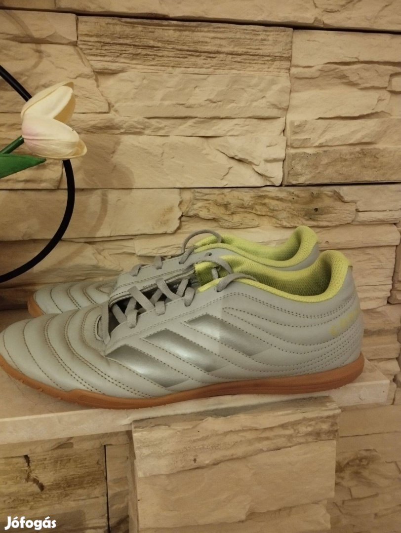 Adidas copa teremcipő 42-es