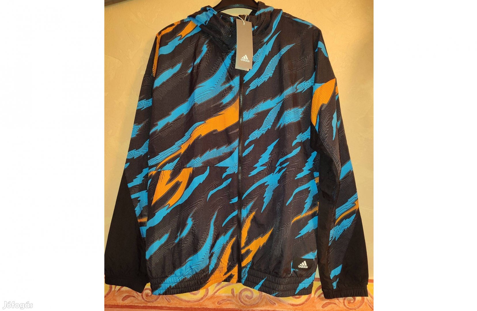 Adidas eredeti Férfi adidas Trvl AOP WB fekete sportdzseki M