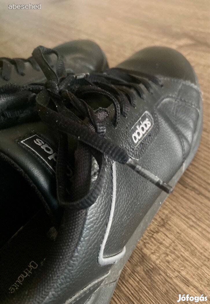 Adidas fekete műbőr férfi cipő 43 1/3 27cm