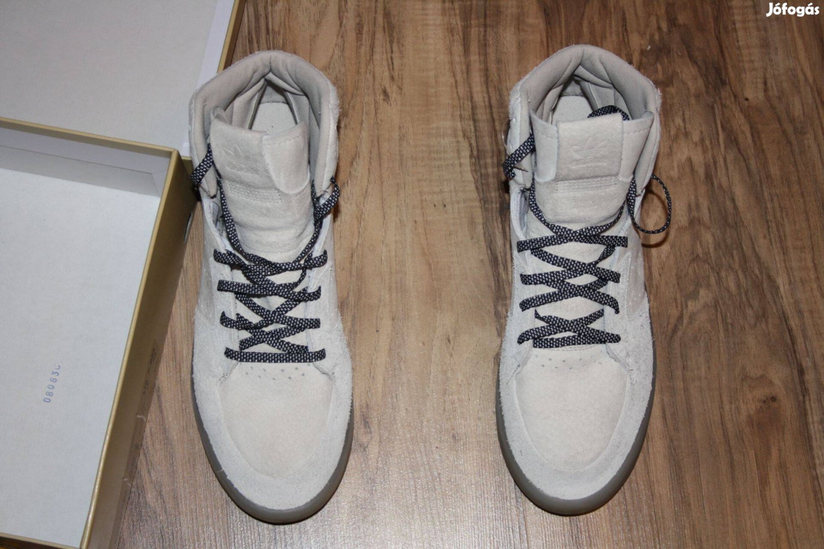 Adidas férfi cipő 43as 1/3 ! eredeti bőr cipő 27,5cm