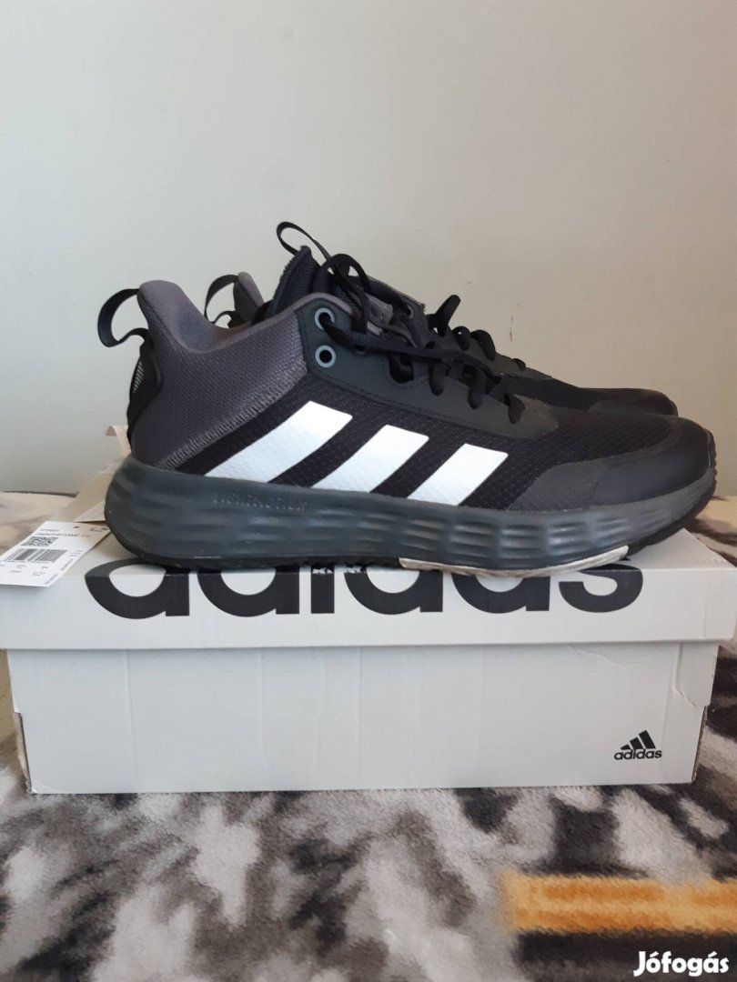 Adidas férfi cipő 44