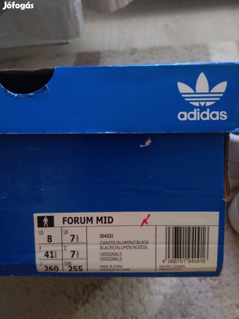 Adidas férfi cipő.
