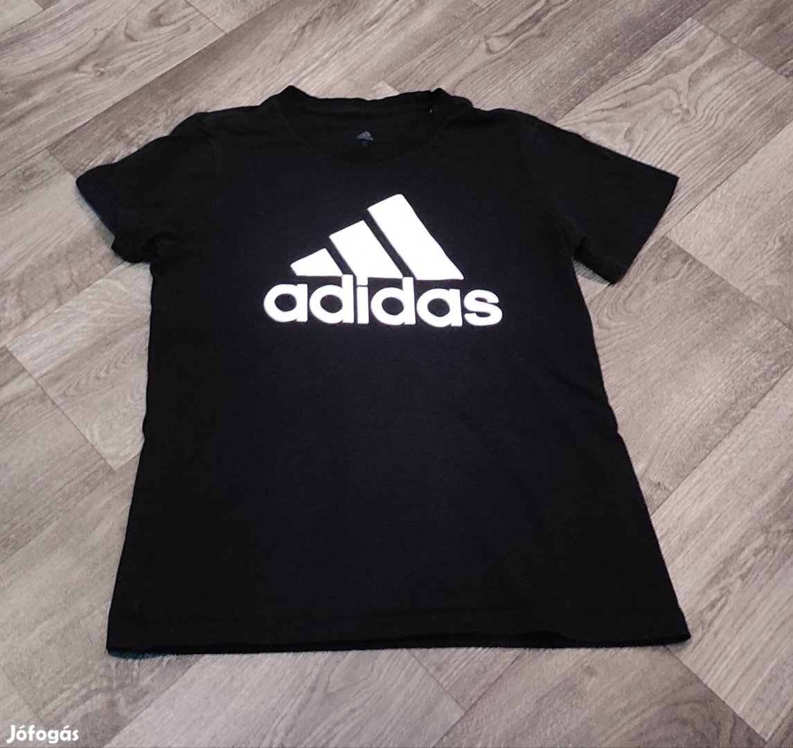 Adidas férfi póló. S 