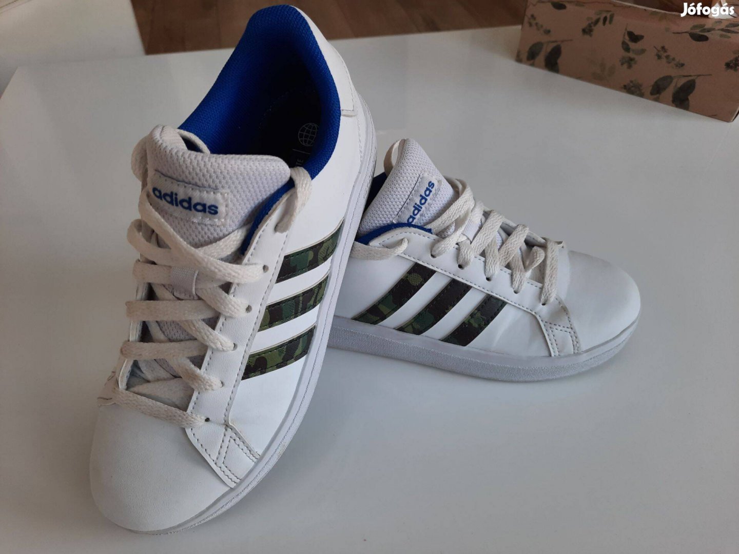 Adidas fiú cipő eladó 34-es méretben