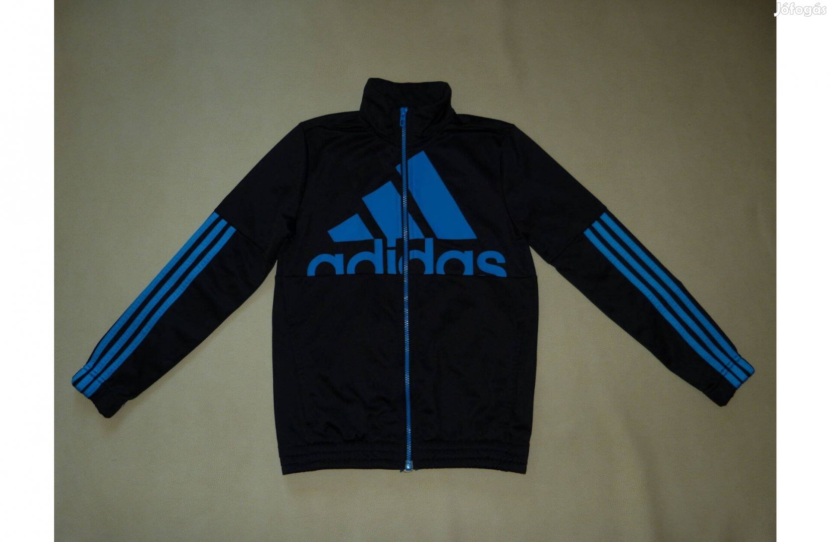 Adidas fiú szabadidő felső 146/152