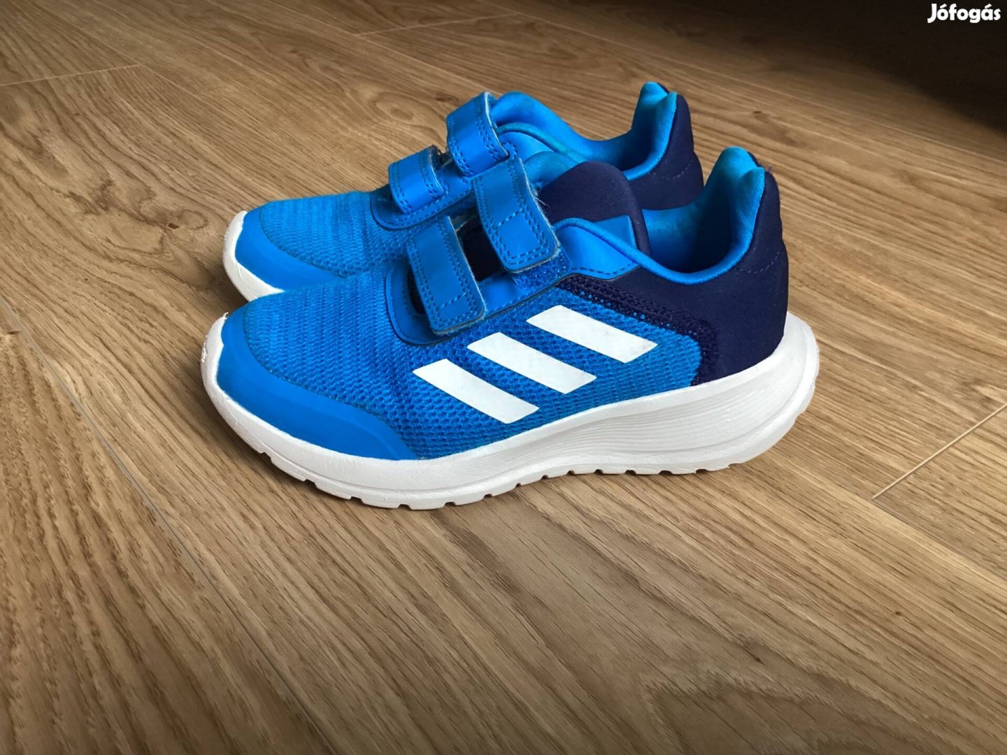 Adidas gyerek cipő 30