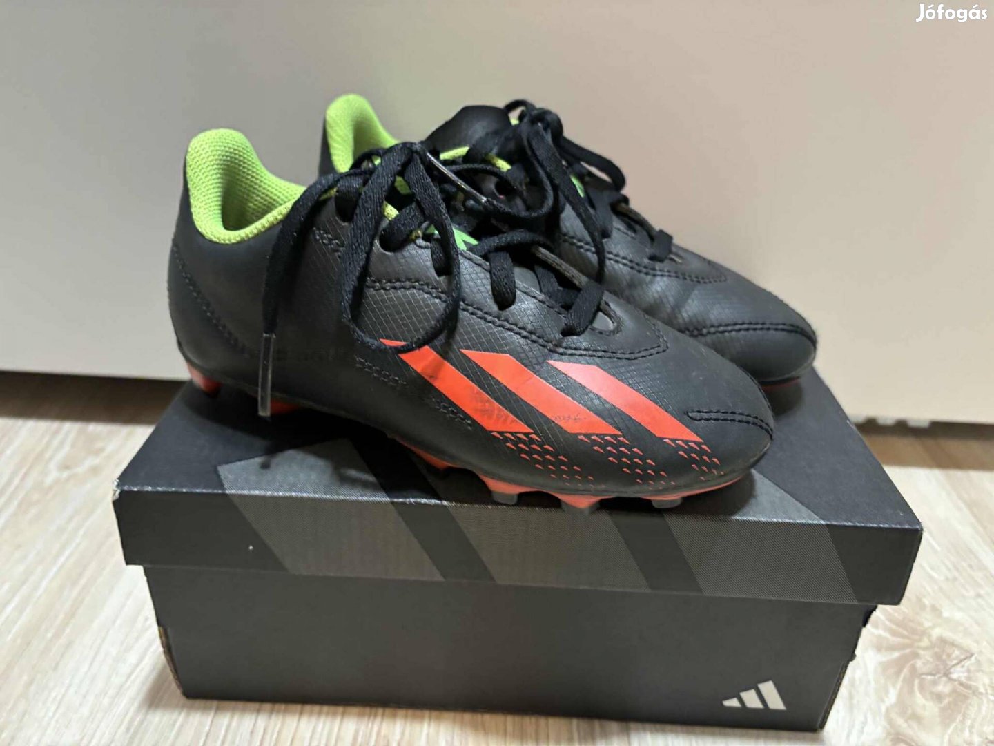 Adidas gyerek stoplis 30,5 méretű focicipő