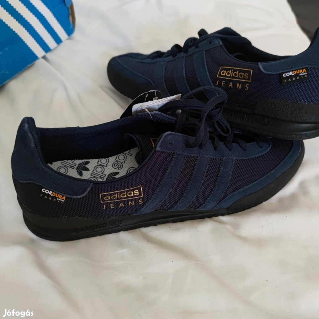 Adidas jeans 47