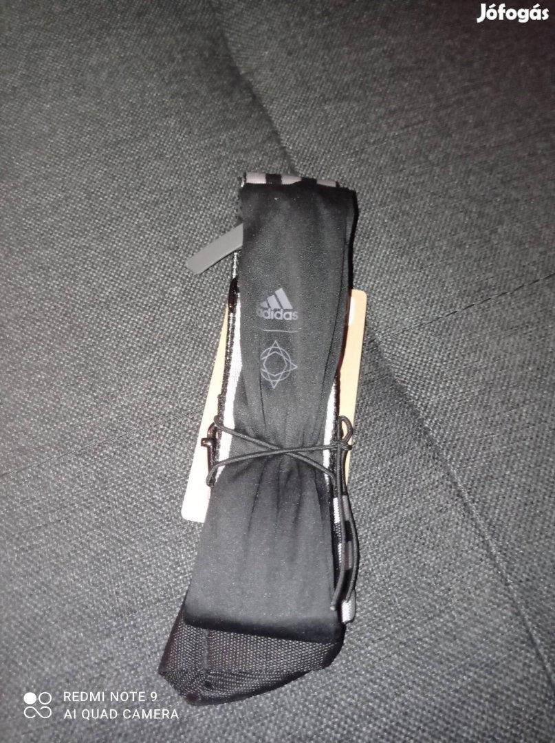 Adidas joga matrac tartó 