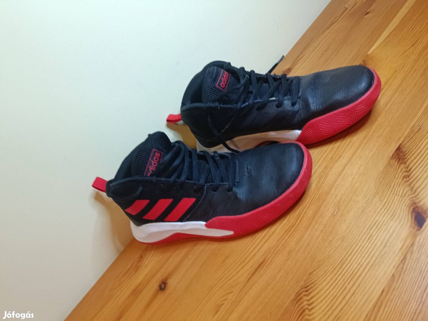 Adidas kosárcipő
