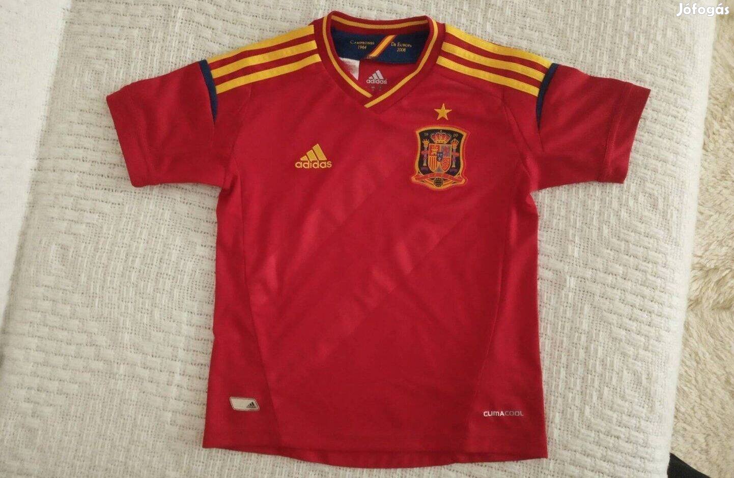 Adidas márkás spanyol válogatott piros gyerek mez kitűnő, új állapotú