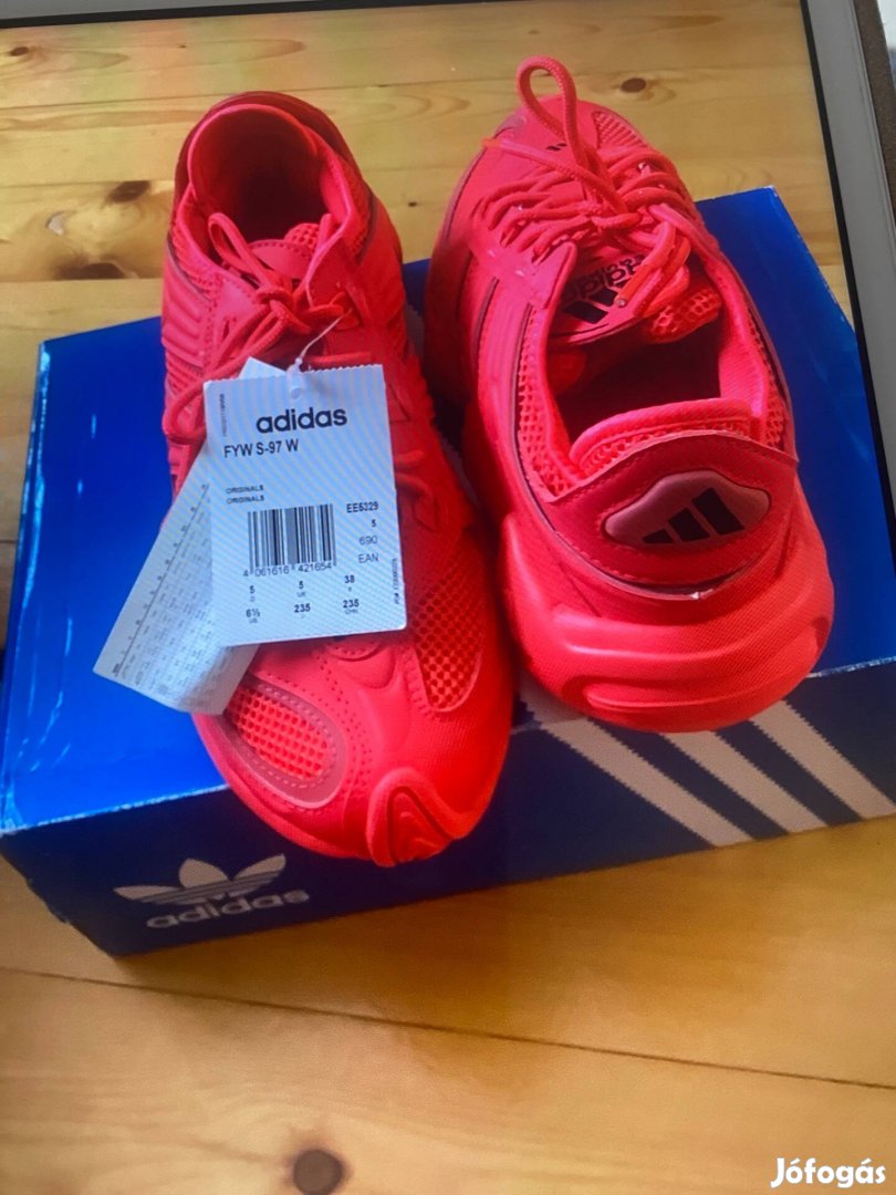 Adidas női cipő