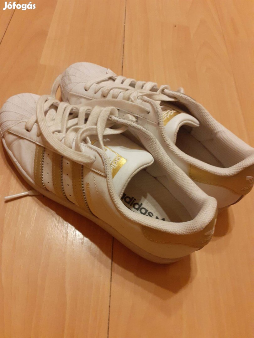 Adidas női sport cipő