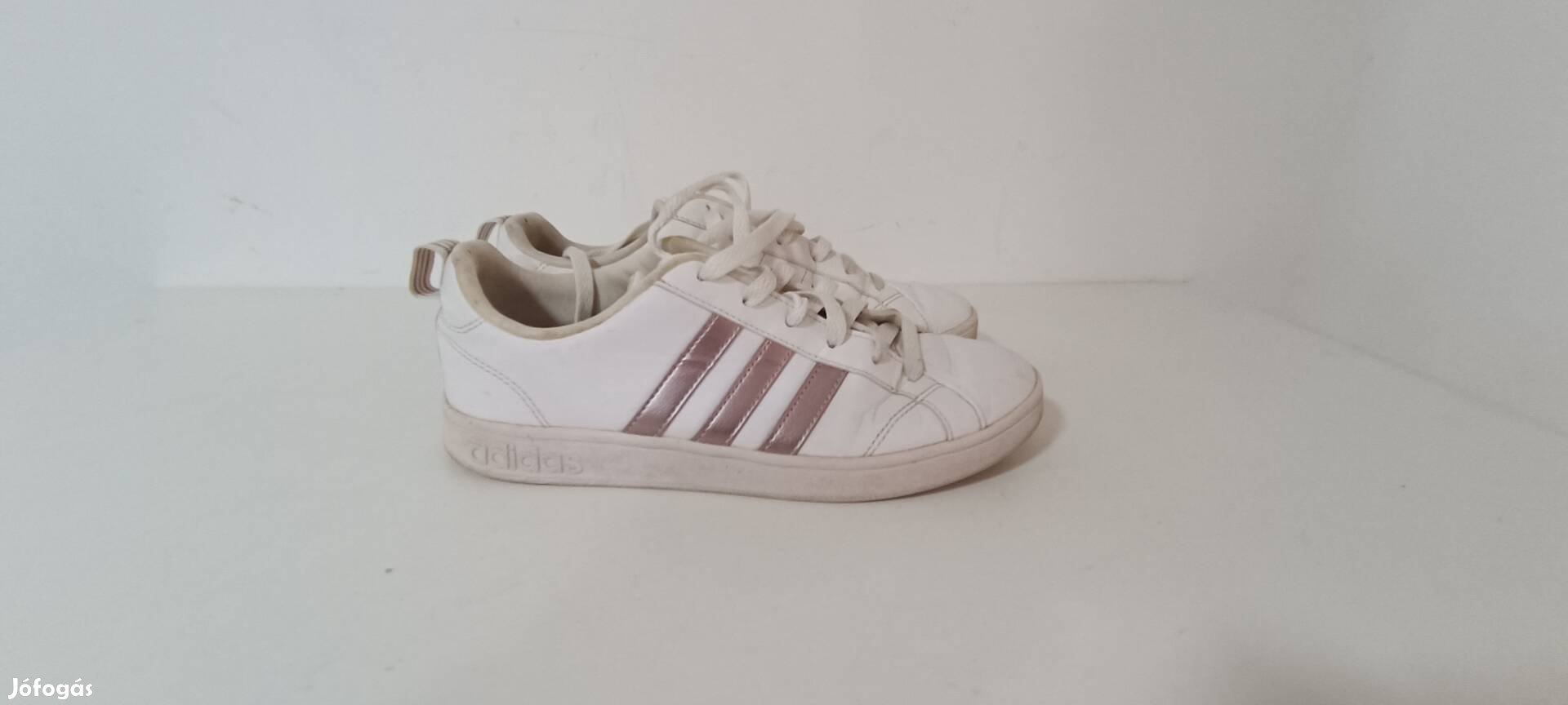 Adidas női sportcipő eur38 méret 