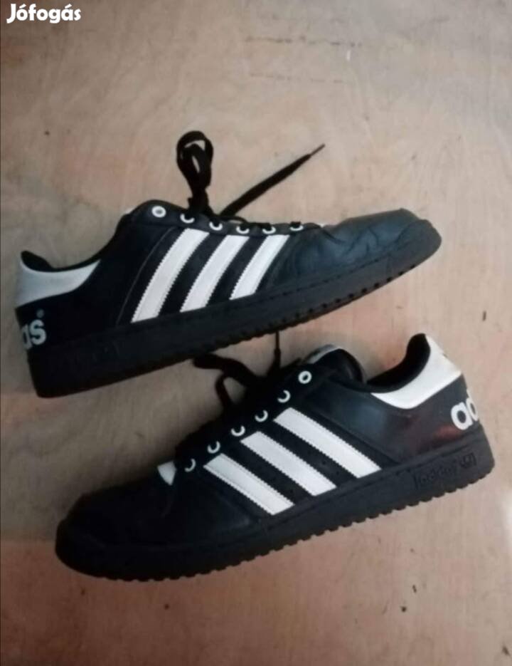 Adidas original logós 