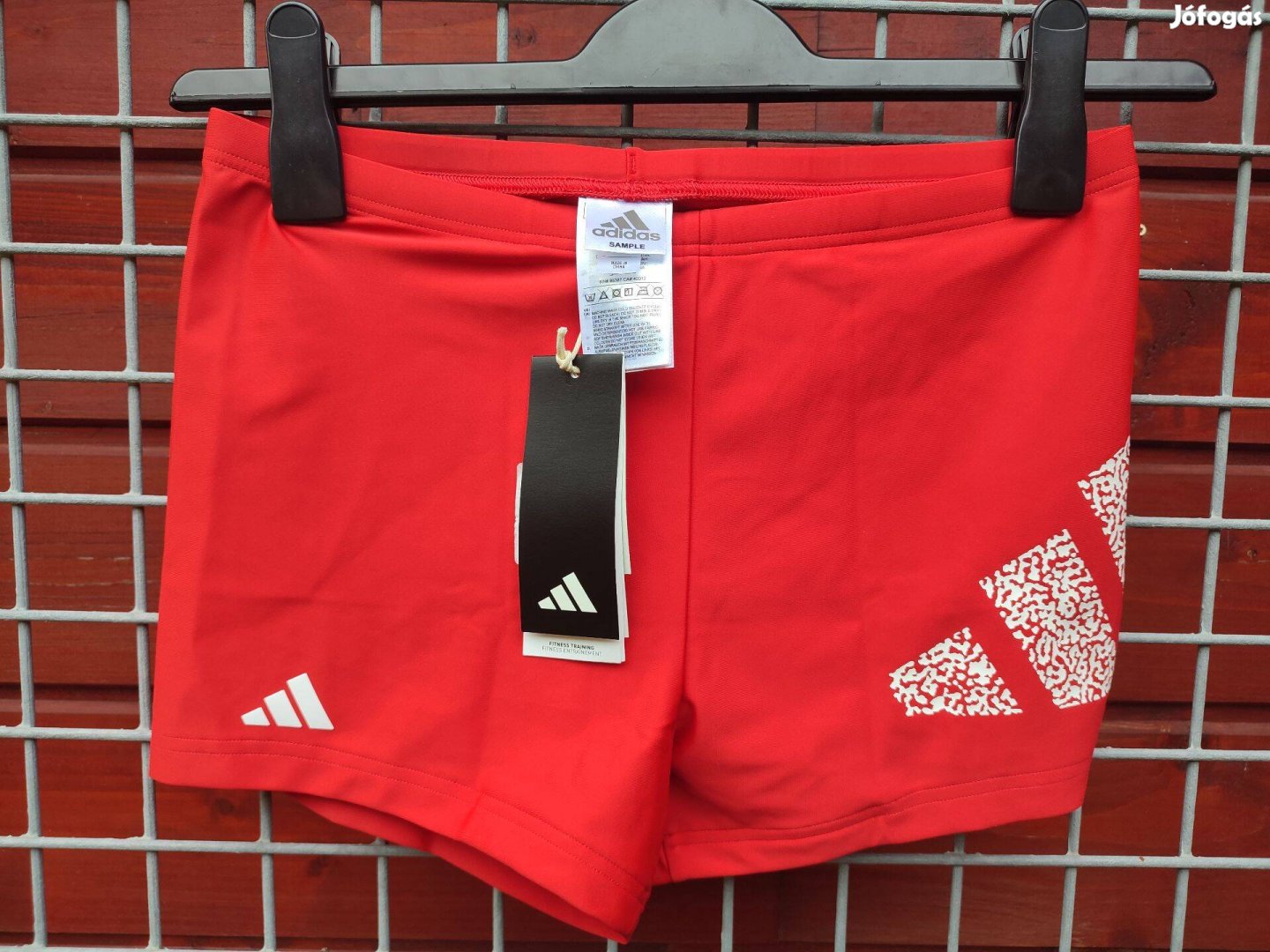 Adidas piros logós boxer fürdőnadrág M (14.)