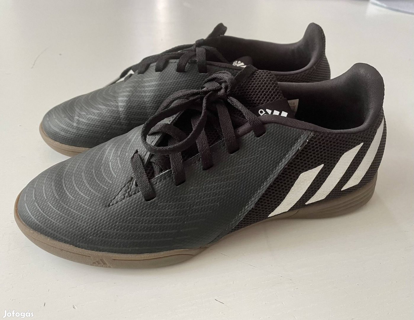 Adidas predator teremcipő focicipő 35