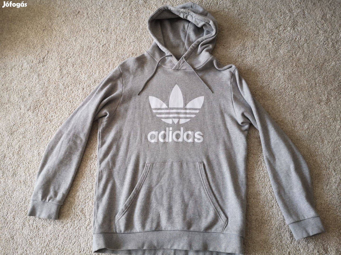 Adidas pulóver L méretű