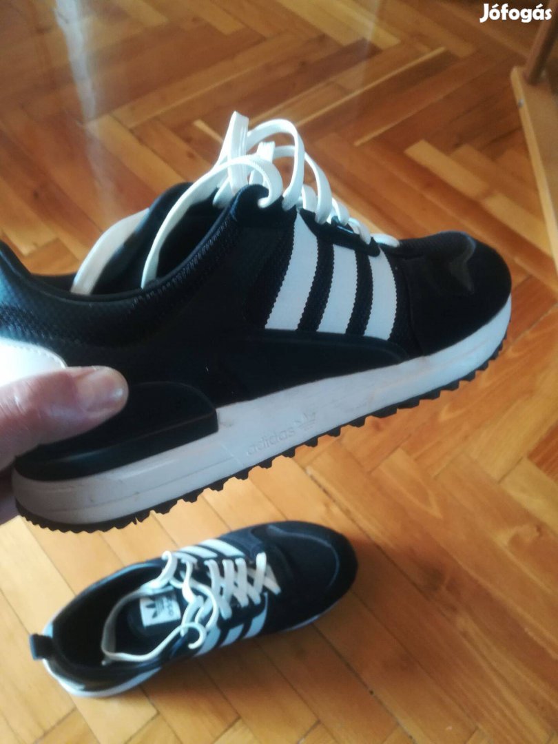Adidas sport cipő