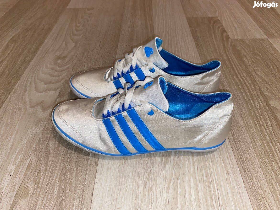 Adidas sportos félcipő 39 1/3 -os