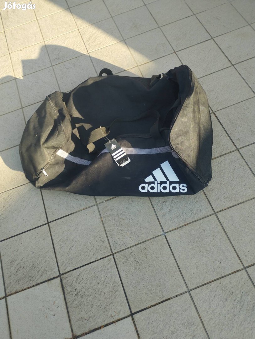 Adidas sporttáska