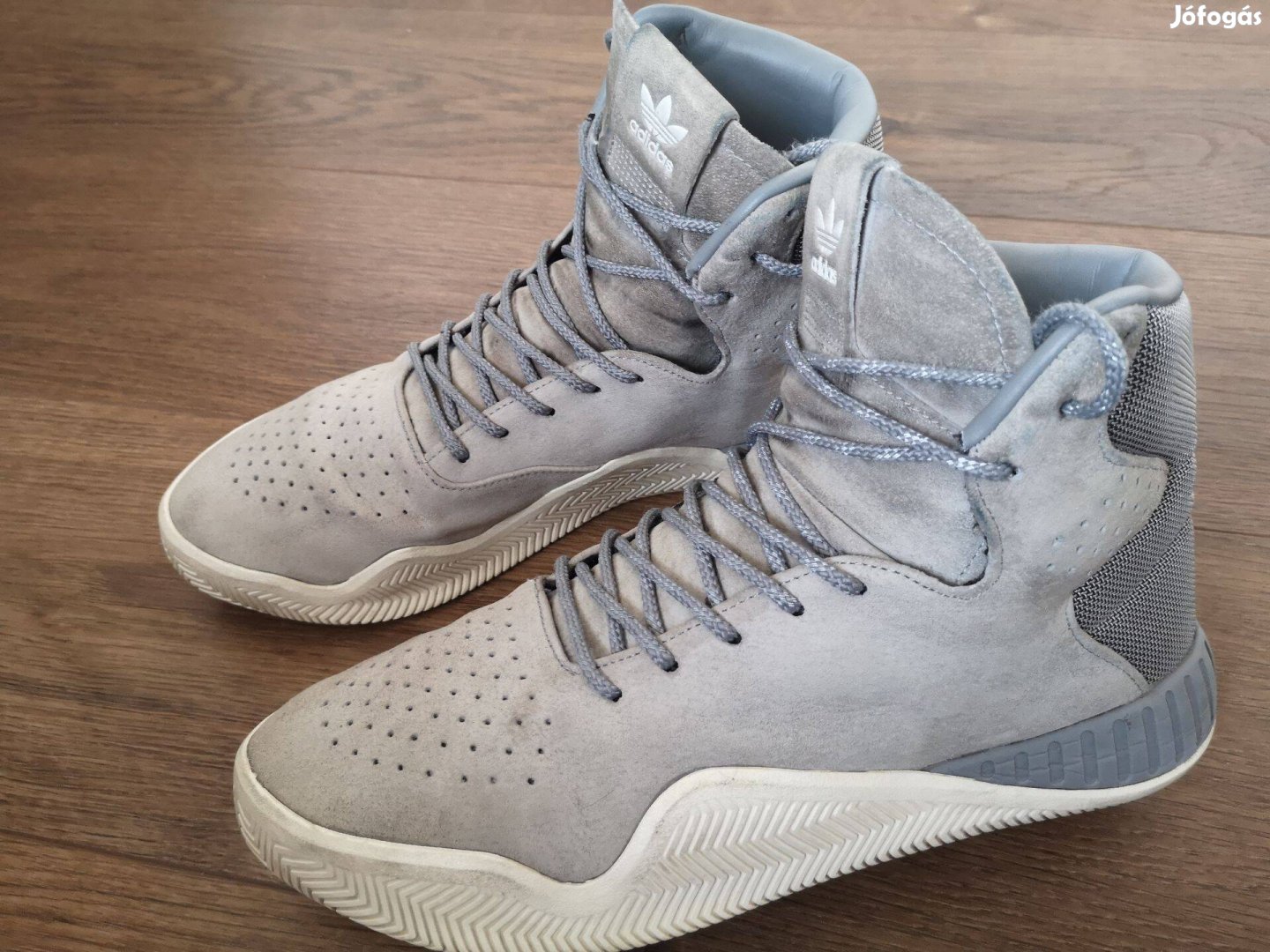 Adidas tubular cipő 42 2/3 méretű
