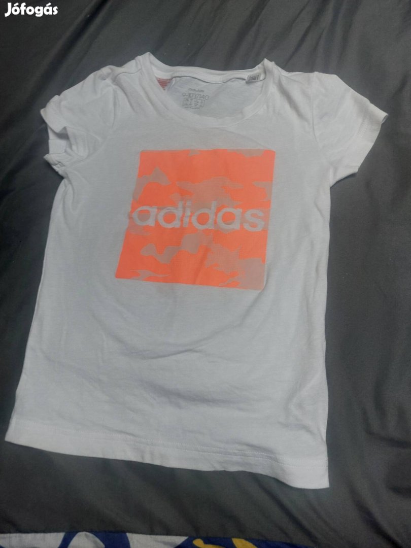 Adidas új póló 134/140es méretben eladó 