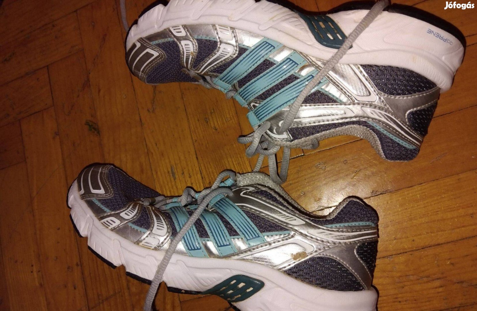 Adidas uniszex sportcipő 36-os méret 23 cm