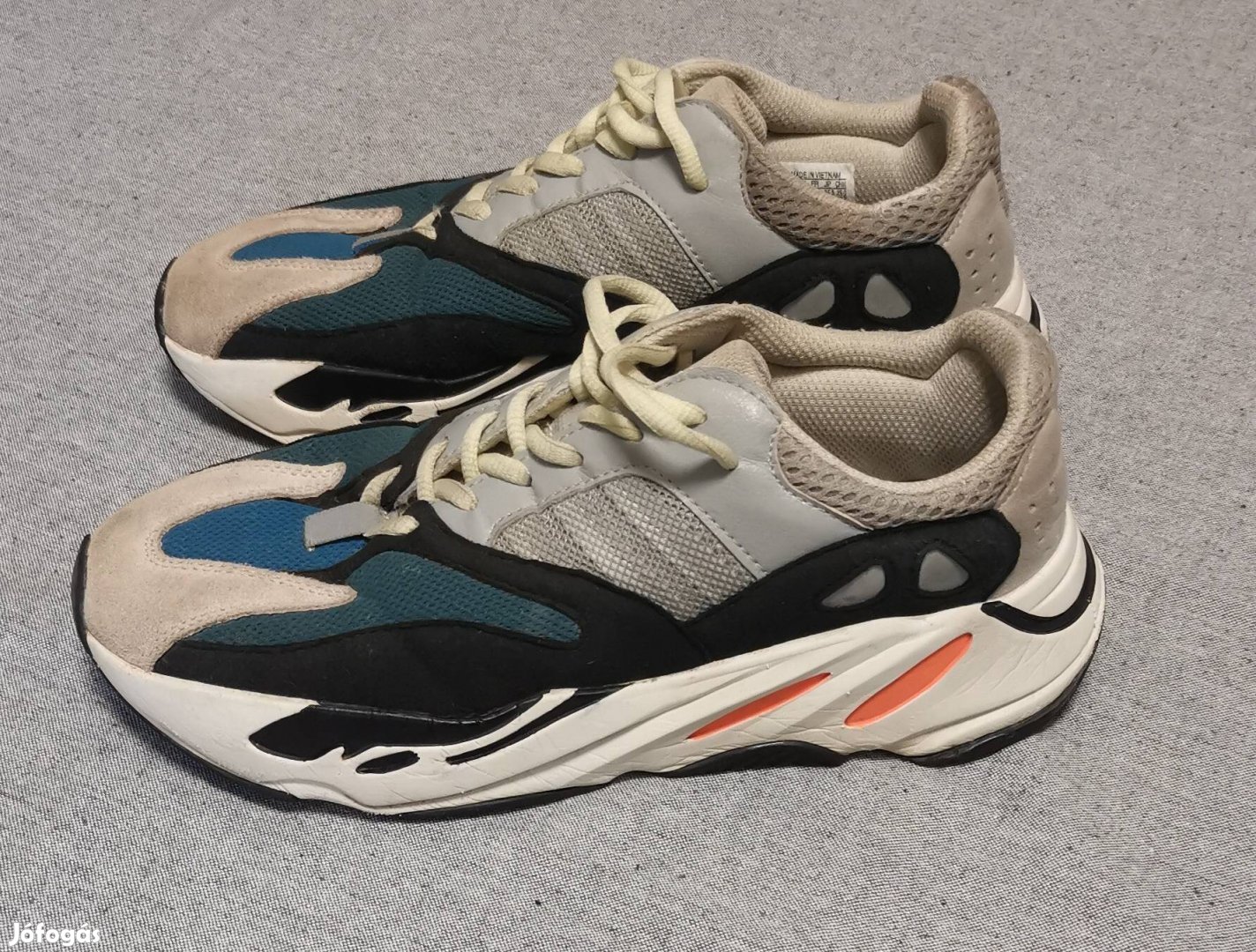 Adidas yeezy 700 wave runner cipő 