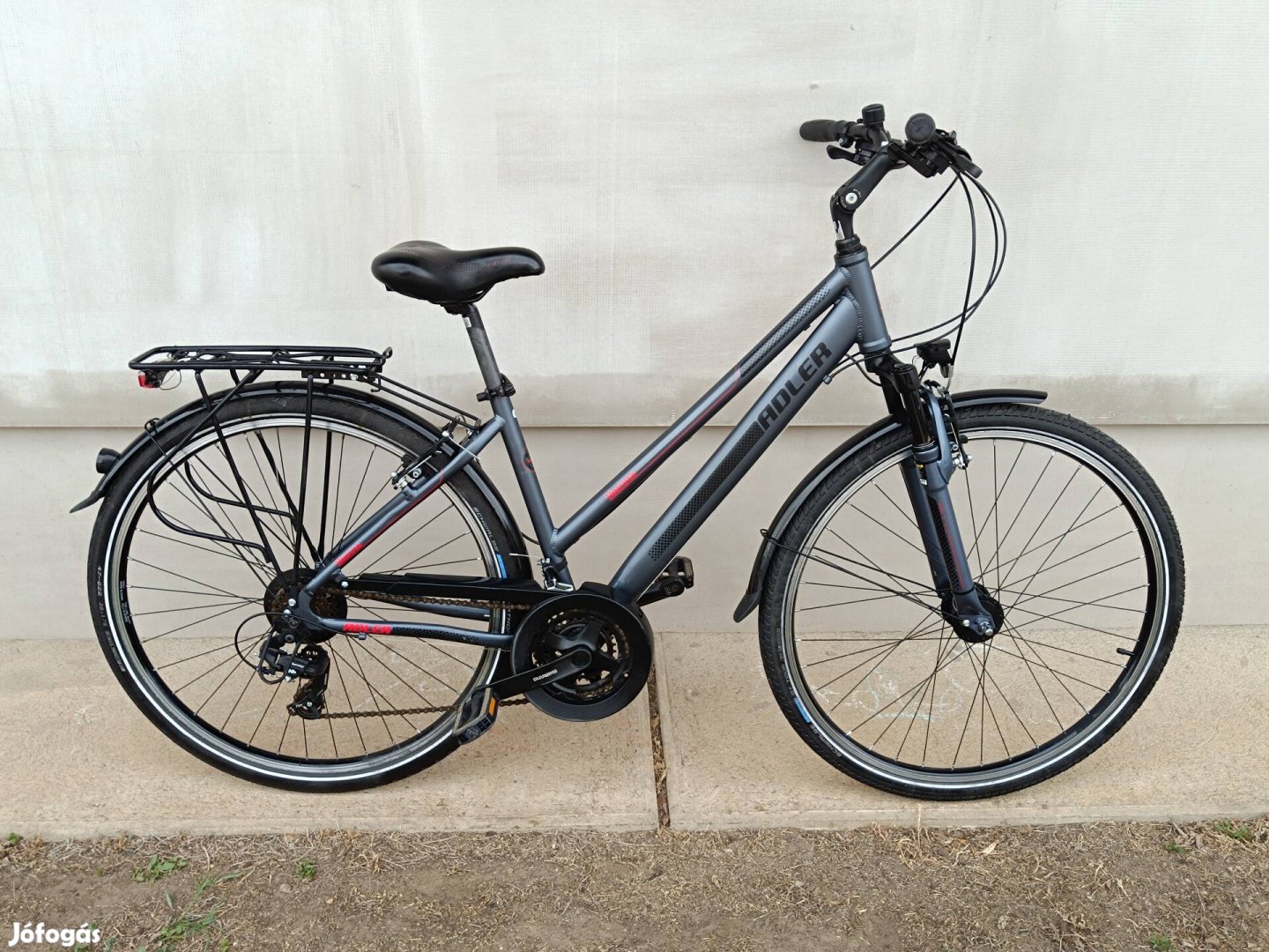 Adler 28 as agydinamós női kerékpár.