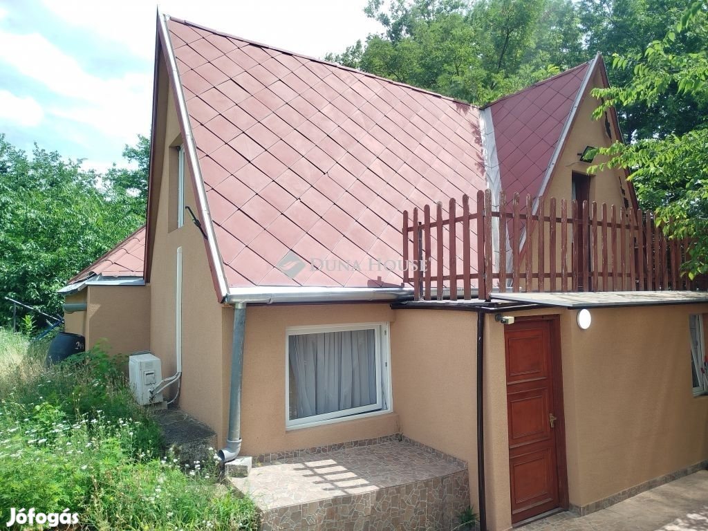 Adonyi eladó 55 nm-es ház