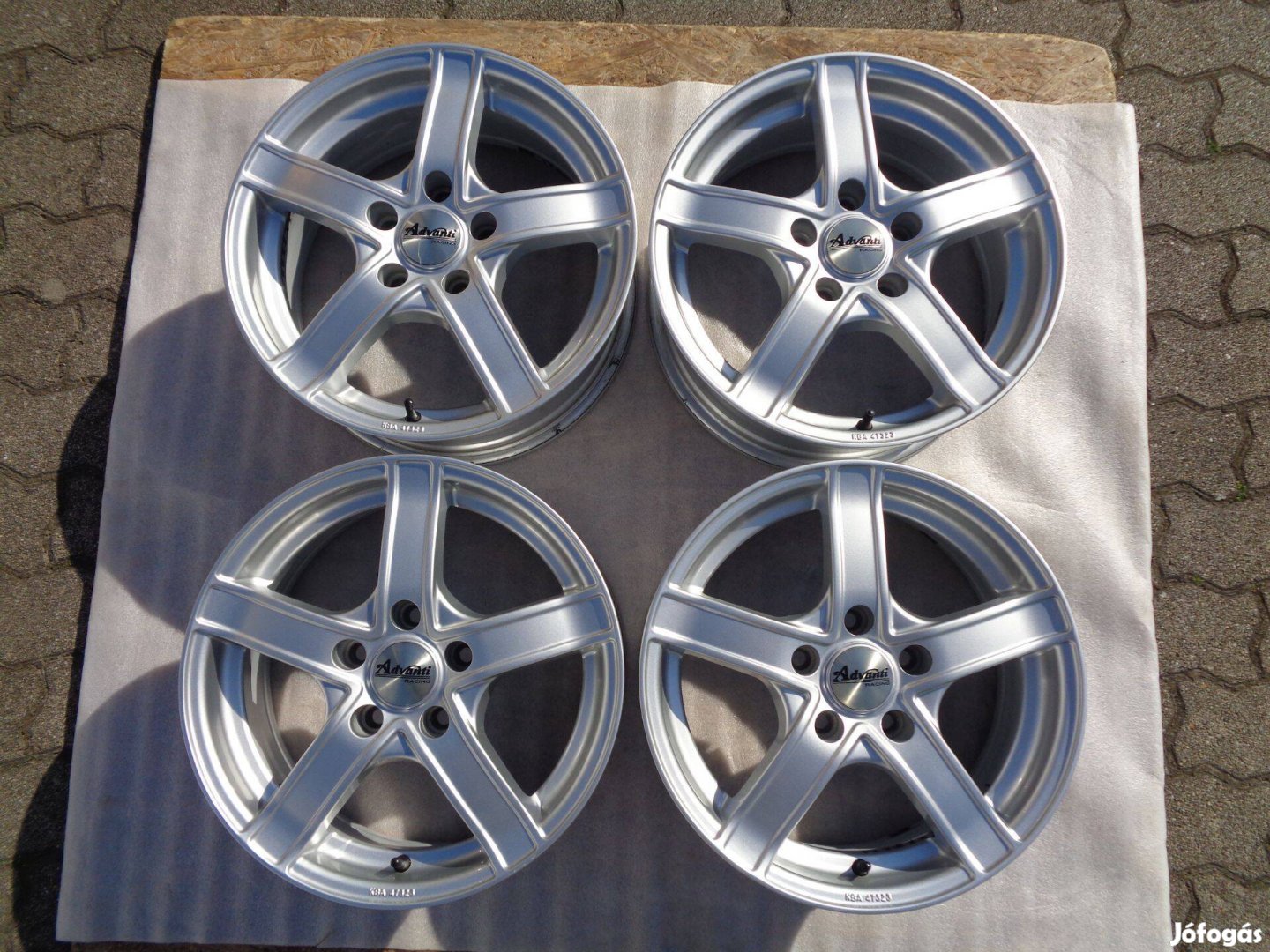 Advanti Racing alufelni 16-os, 5×114.3 osztóval szép állapotban eladó