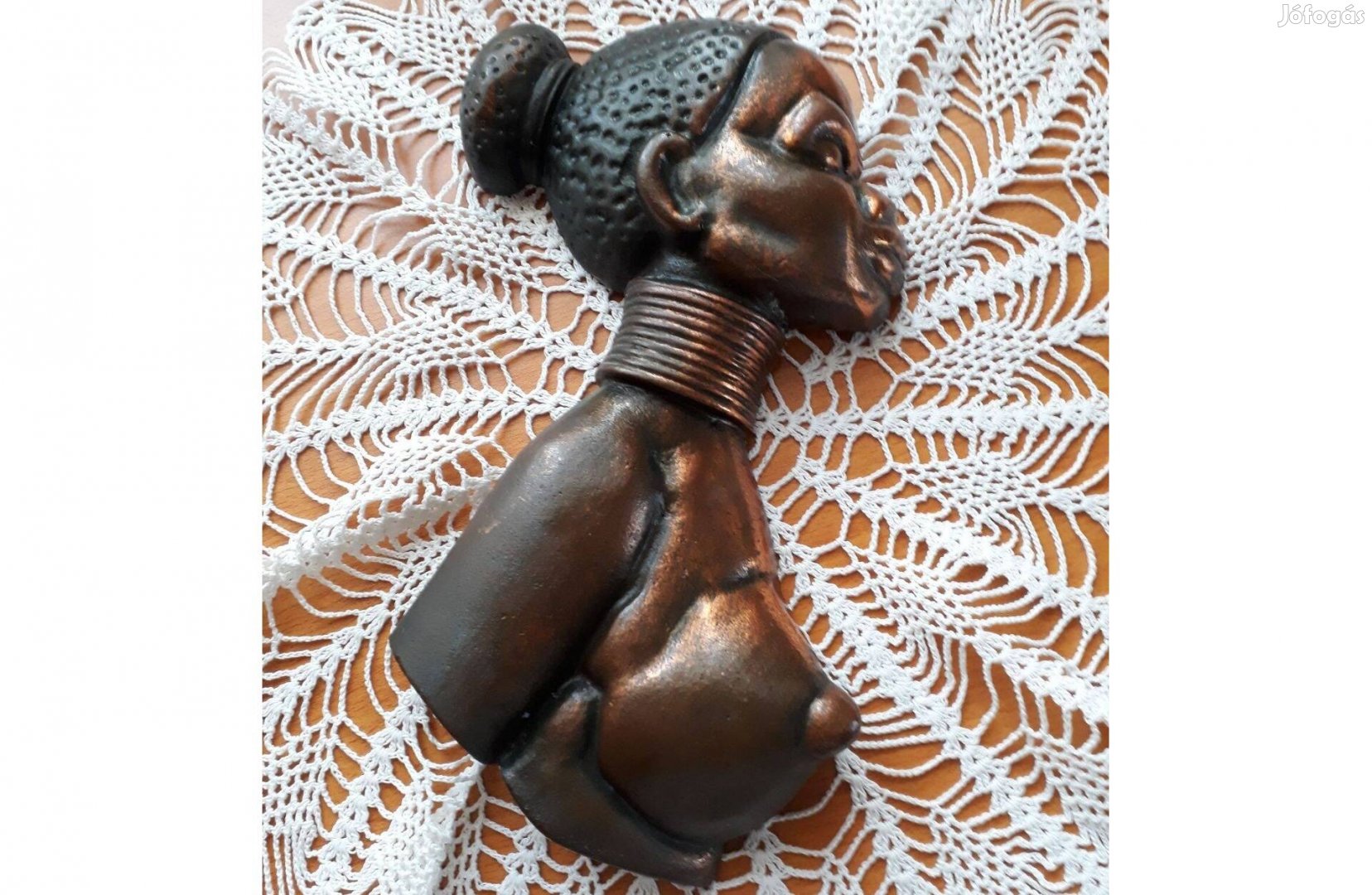 Afrikai, női bronz szobor