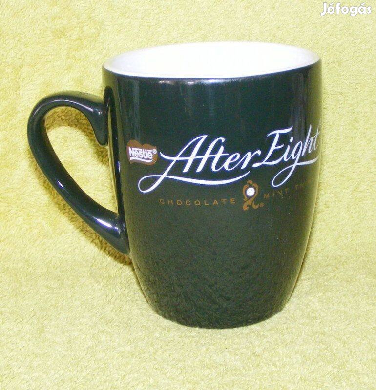 After eight porcelán bögre