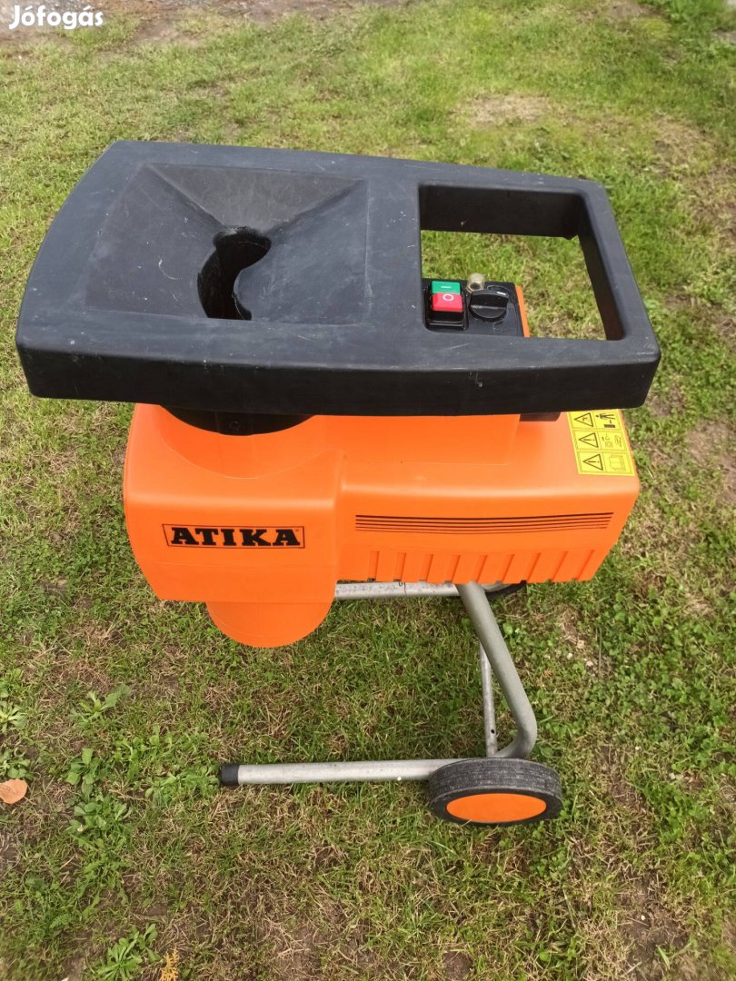 Ágaprító komposztáló gép hengerkéses Atika AH281/ 2500W