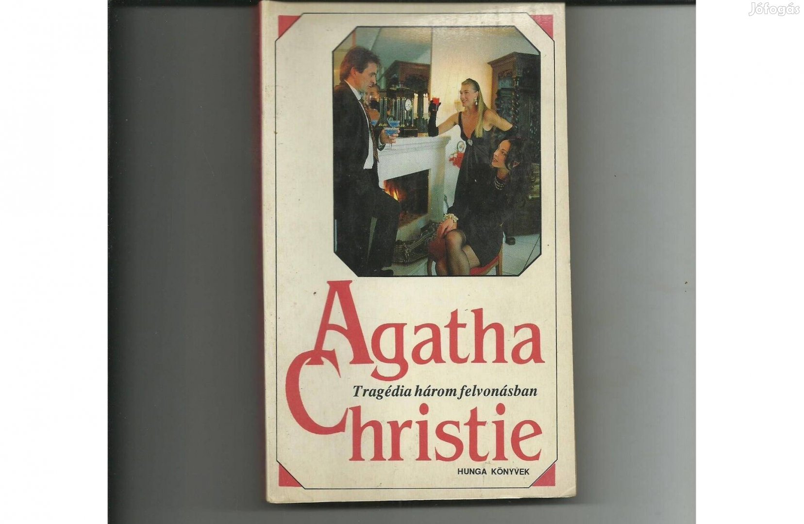 Agatha Chistie: Targédia három felvonásban című könyv eladó