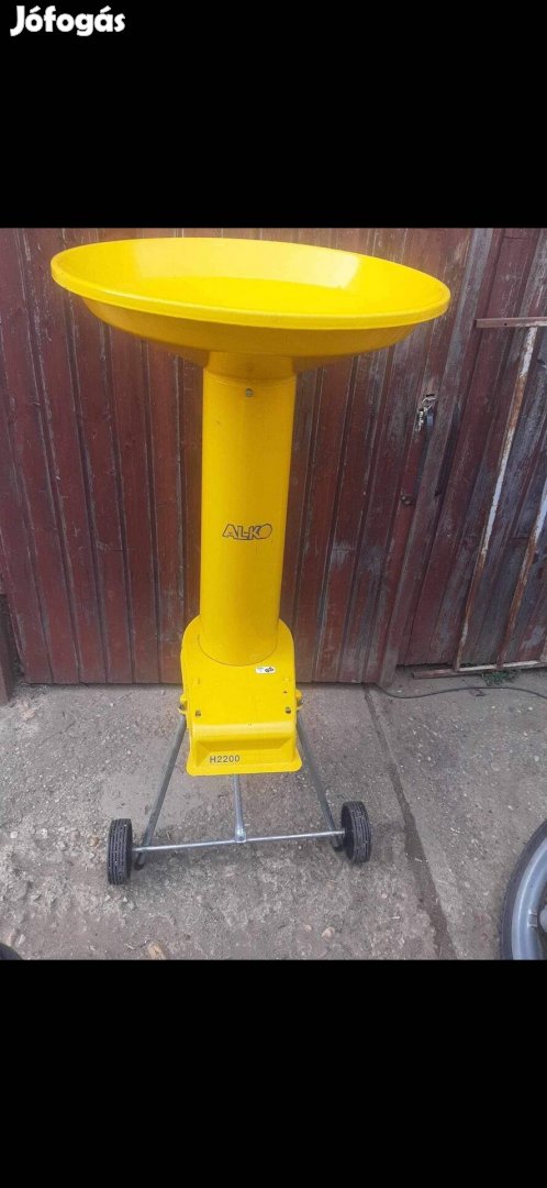 Ágdaráló 2200W alma körte birs daráló