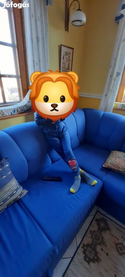 Ággyá alakítható, ágyneműtartós kanapé eladó