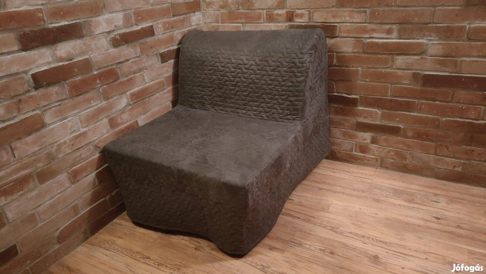 Ággyá alakítható fotel(ágy)