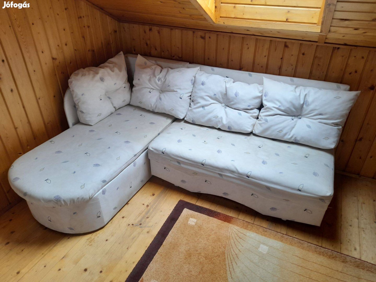 Ággyá nyitható sarok kanapé