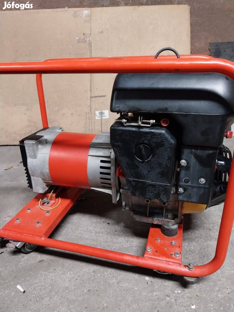 Agregátor 11hp 5000w eladó