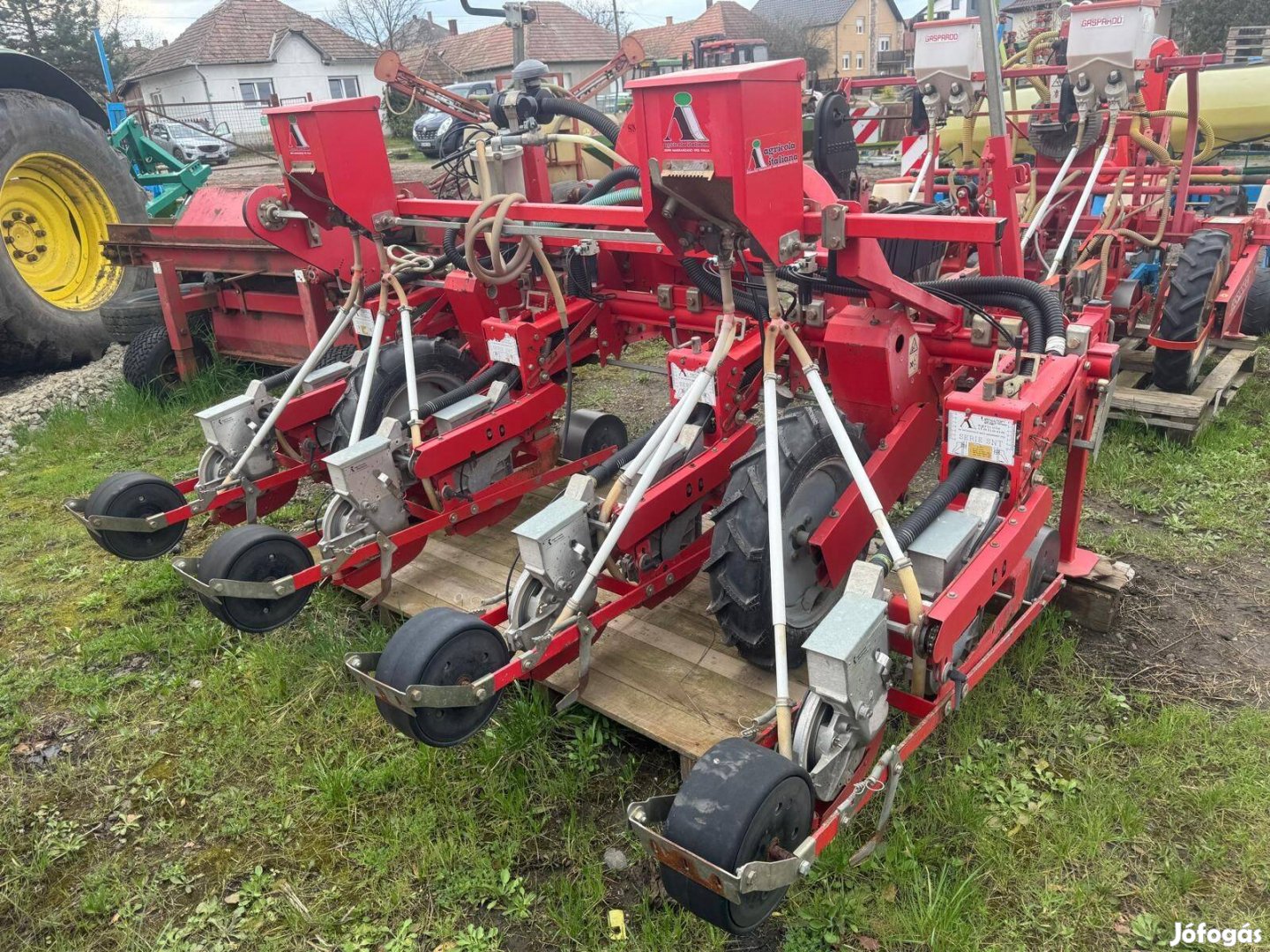 Agricola SNT-2-290 4x2 Ikersoros Zöldség Aprómagvetőgép