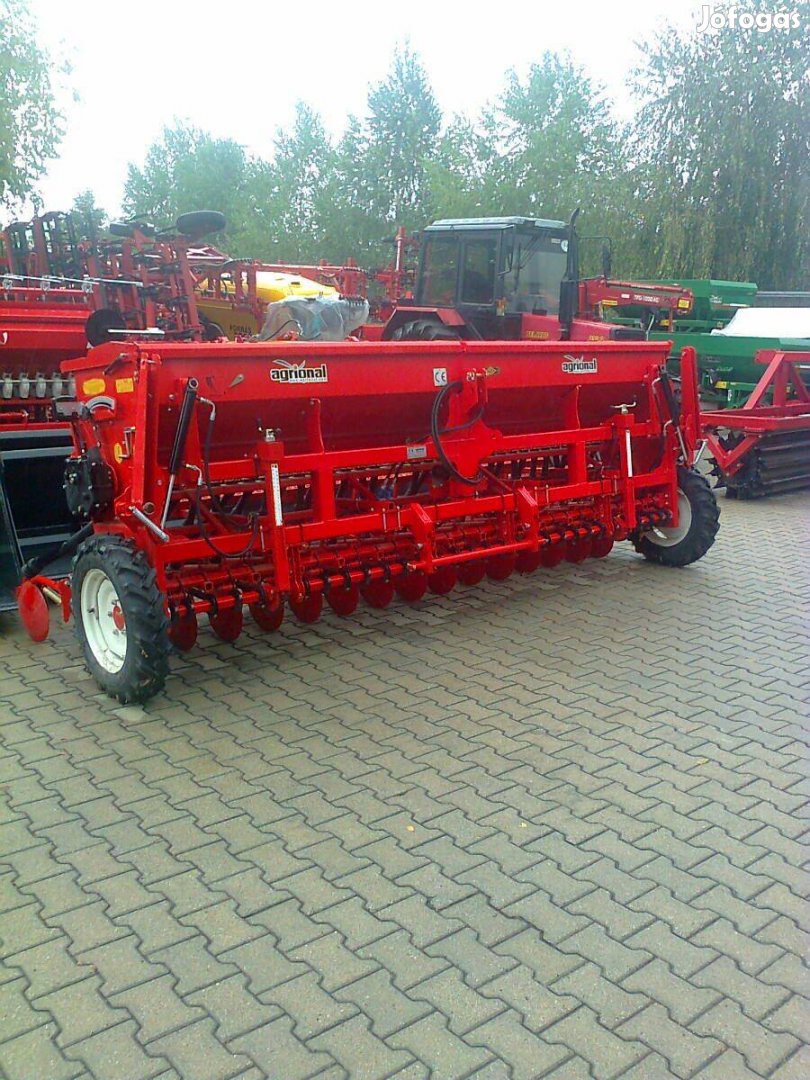 Agrion-4000 új gabona vetőgép