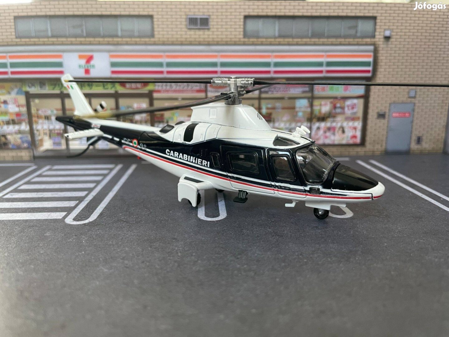 Agusta A109 Power helikopter 1:72 méret