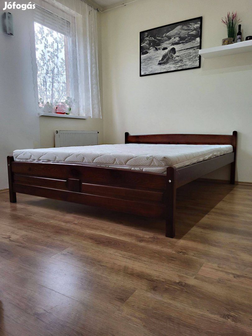 Ágy, matraccal, nagy teherbírású, emelt kivitel. Kompletten, szállítva