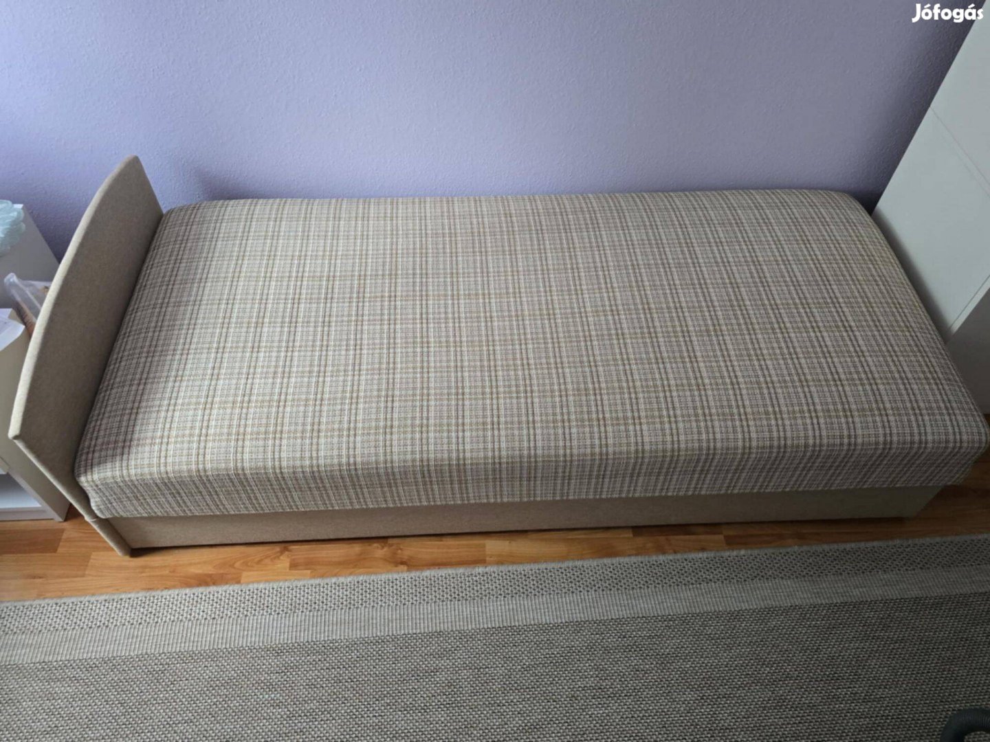 Ágy ágyneműtartóval 90*200