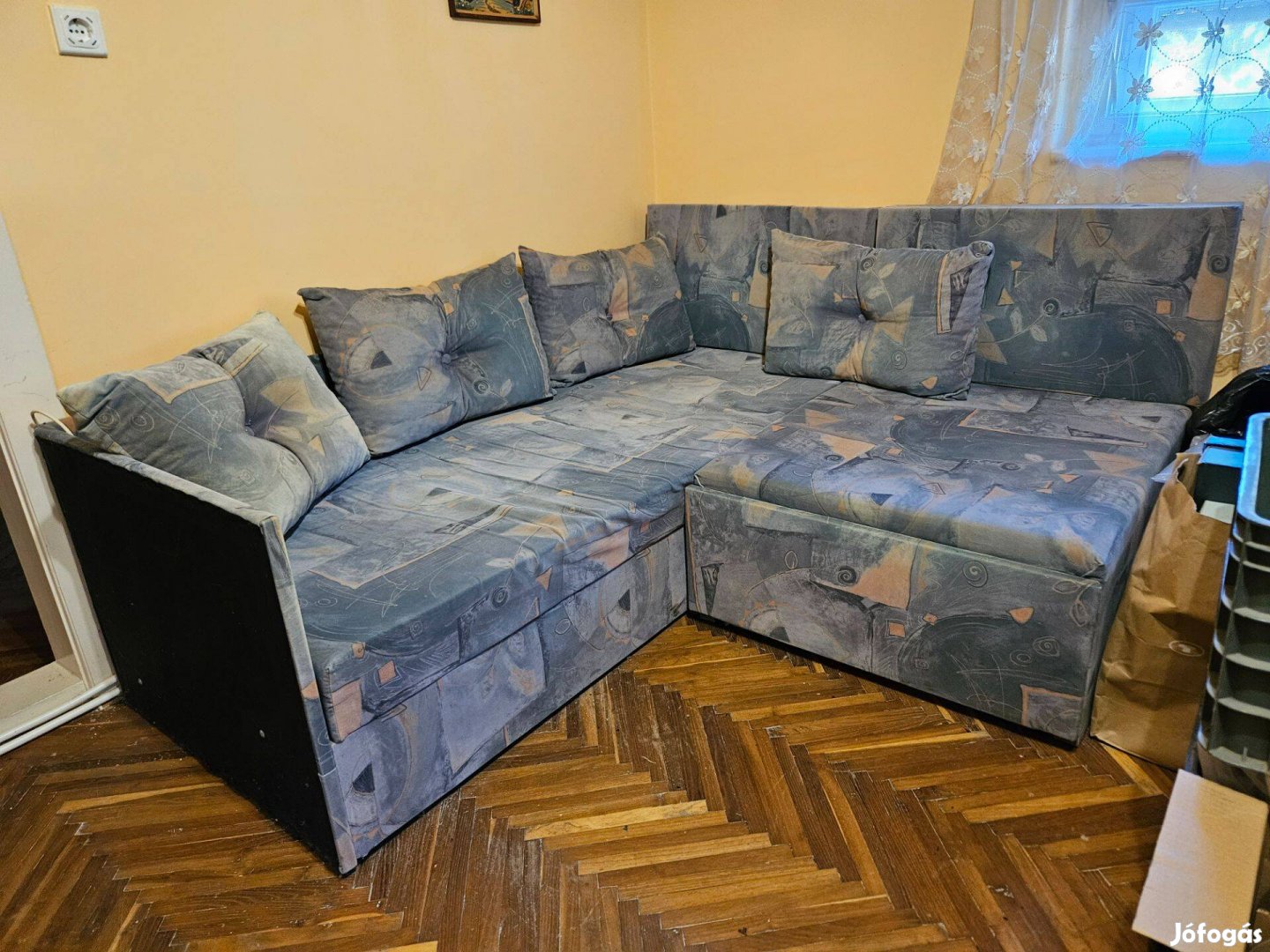 Ágy sarokülő