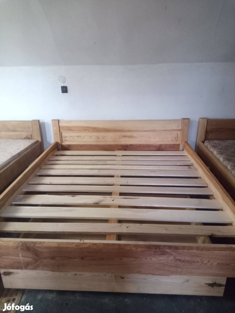 Ágyak tömör tölgyfa 160*200 és 180*200 méretben eladó!